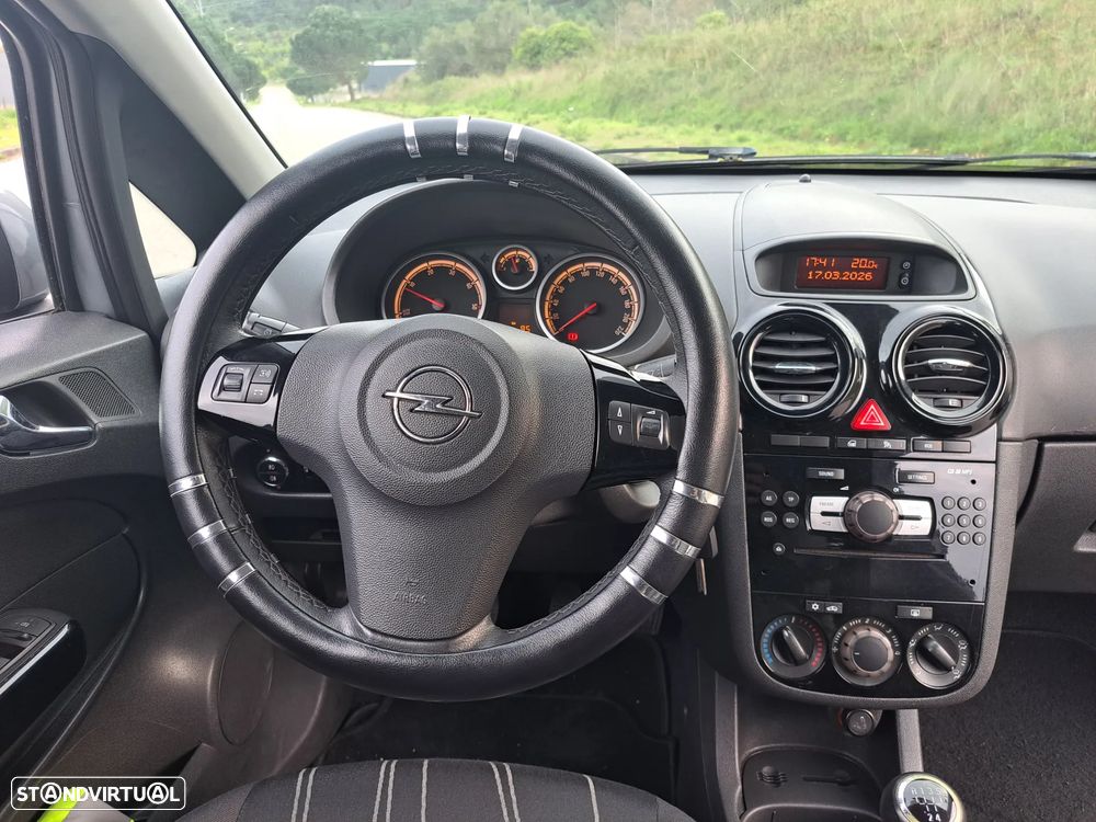 Opel Corsa 1.3 CDTI Stripes - 15