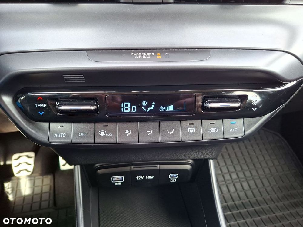 Hyundai Bayon - 28