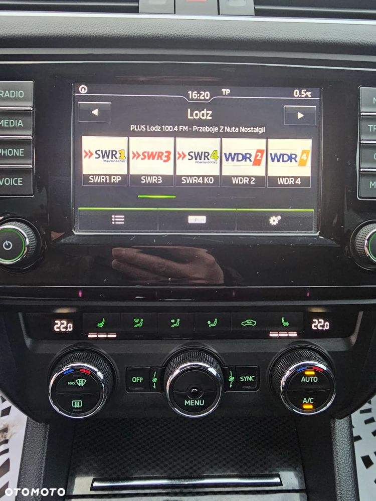 Skoda Octavia 2.0 TSI RS DSG - 10