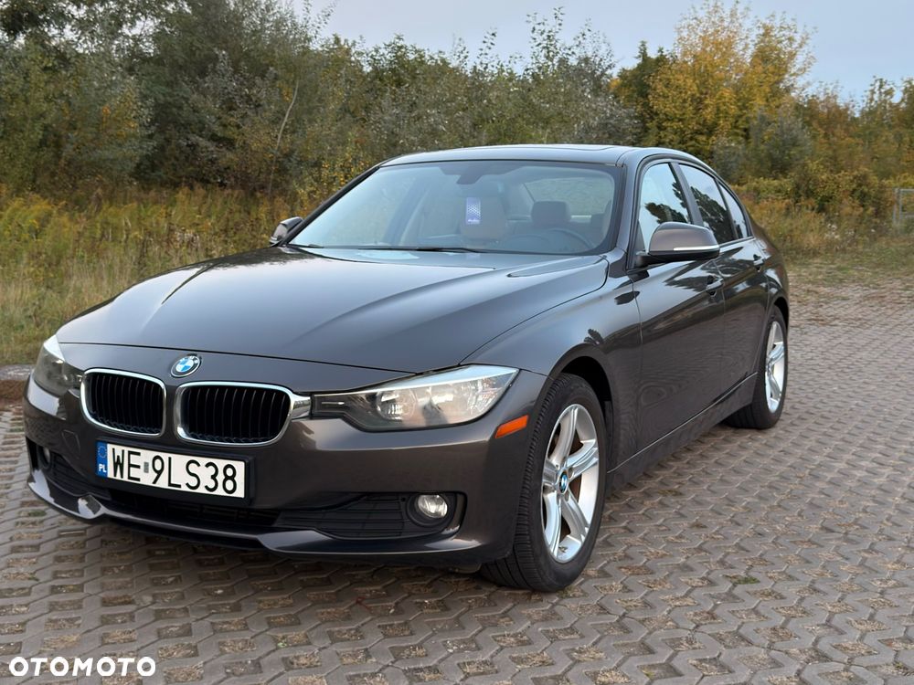 BMW 320I 2015 photo 4