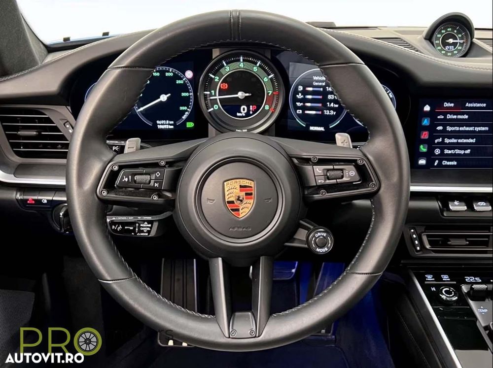 Porsche 911-TURBO-S - 11