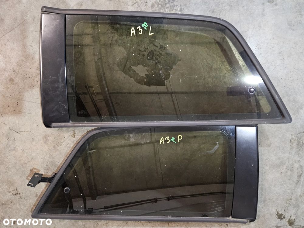 Audi A3  8L szyba boczna  prawa  lewa 3D