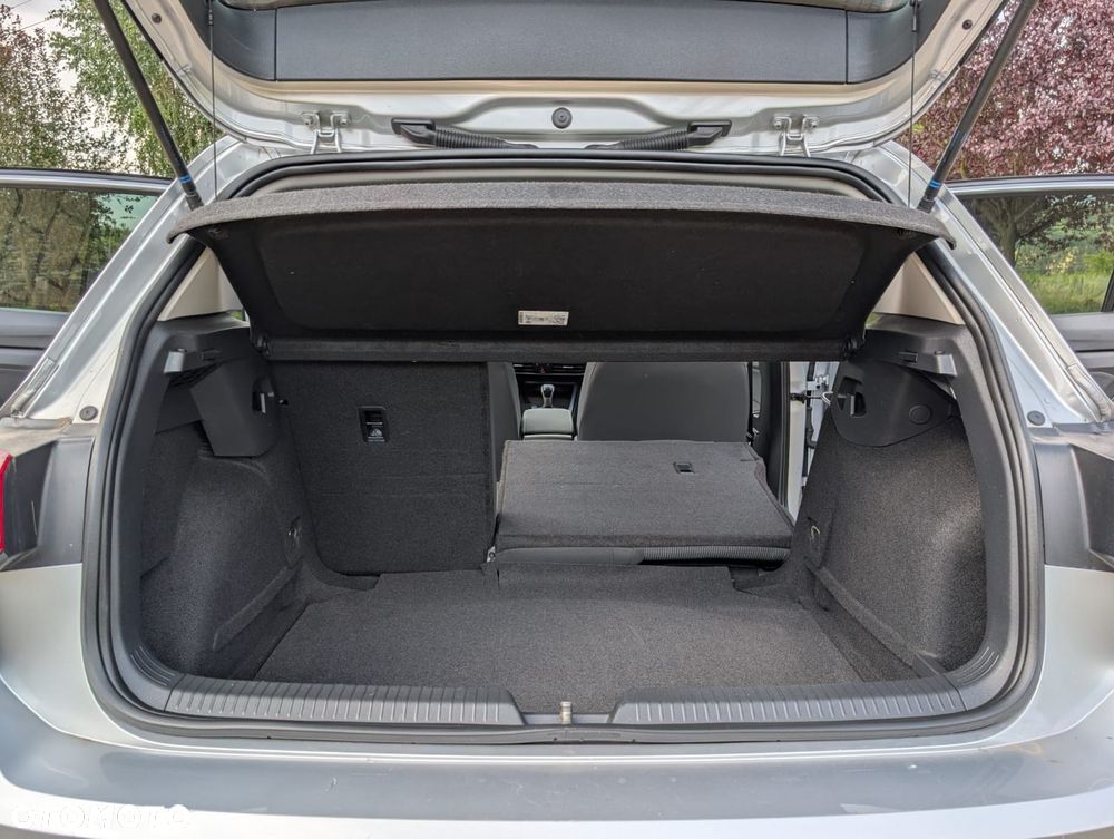 Volkswagen Golf 2.0 TDI Life - 23