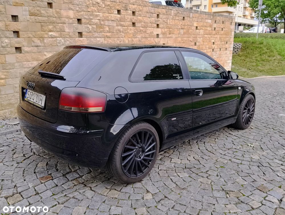 Audi A3 1.8T FSI Attraction - 4