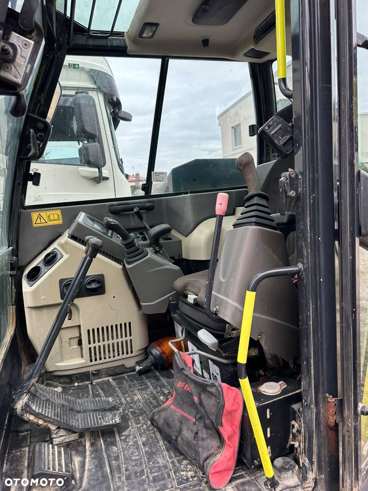Yanmar ViO80-1A - 4