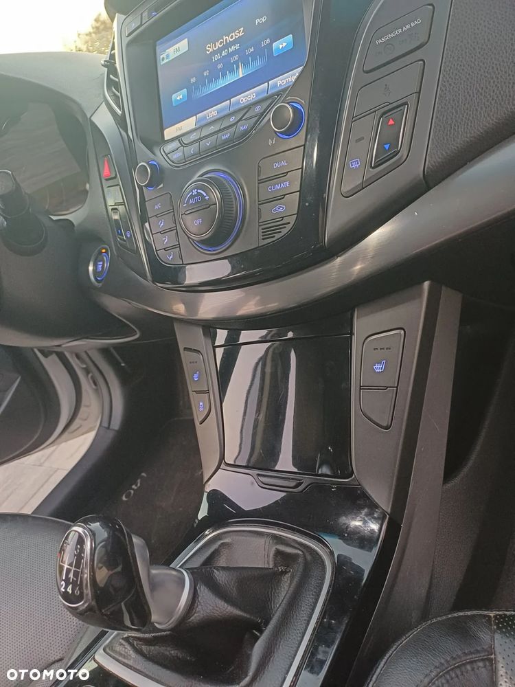 Hyundai i40 Kombi 1.7 CRDi Premium - 11