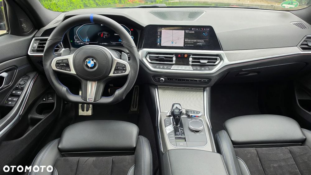 BMW Seria 3 330e M Sport - 8