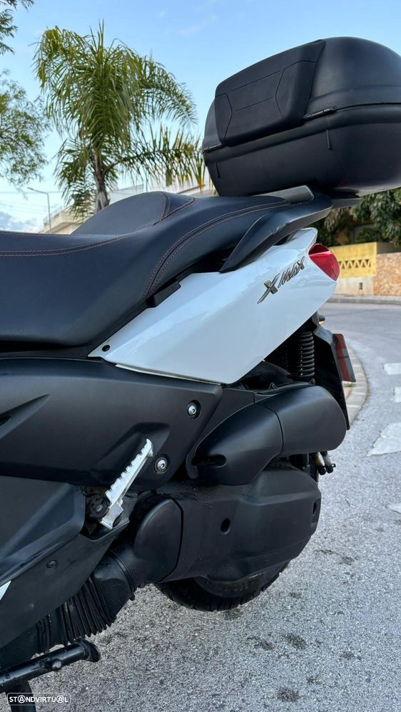 Yamaha X-Max - 6