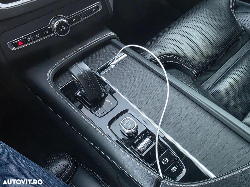 Volvo XC 90 B5 MHEV AWD 7 locuri Inscription - 29