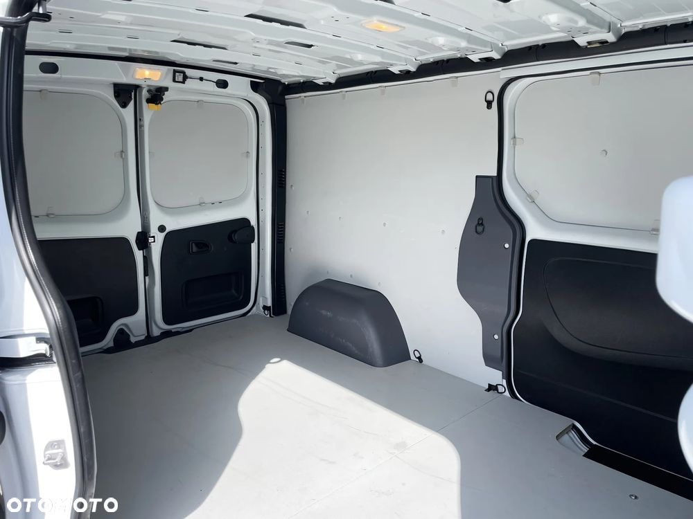 Renault TRAFIC - 4