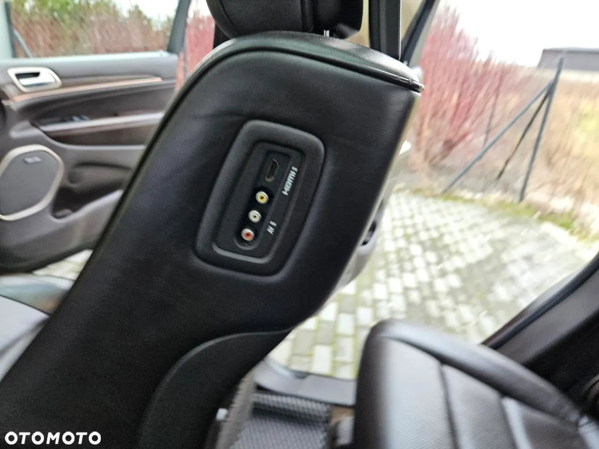 Jeep Grand Cherokee 3.0 CRD Overland Summit EU6 - 27