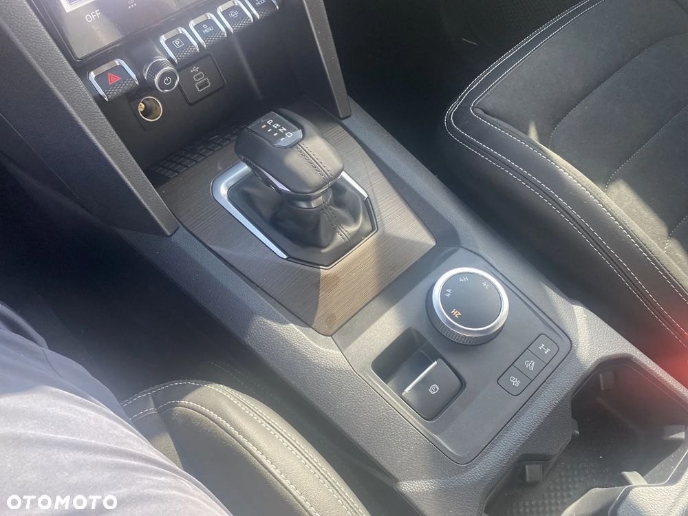 Volkswagen Amarok - 14