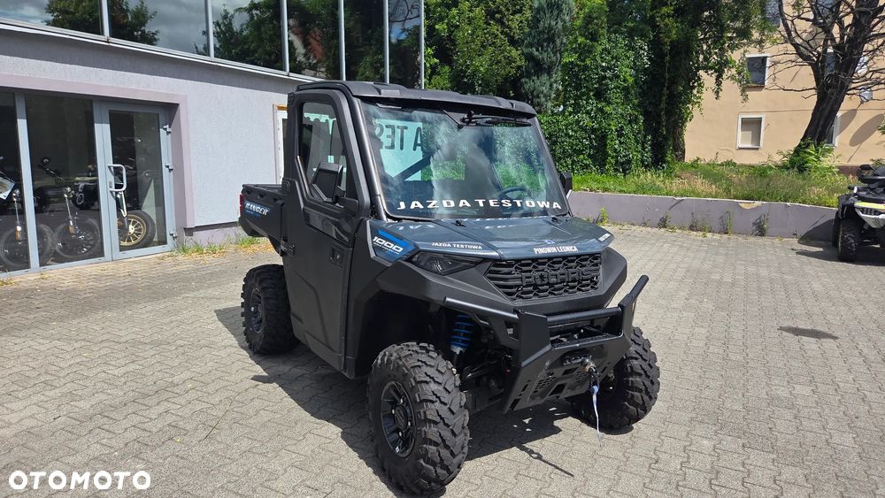 Polaris Ranger - 1