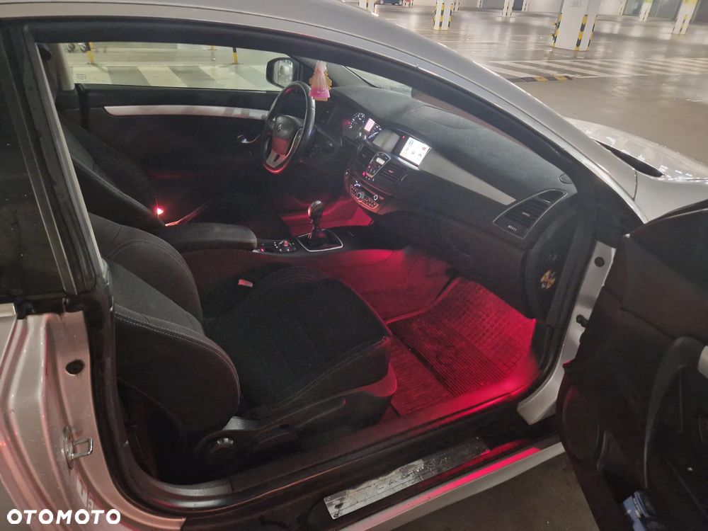 Renault Laguna 2.0 dCi Monaco GP2 - 9