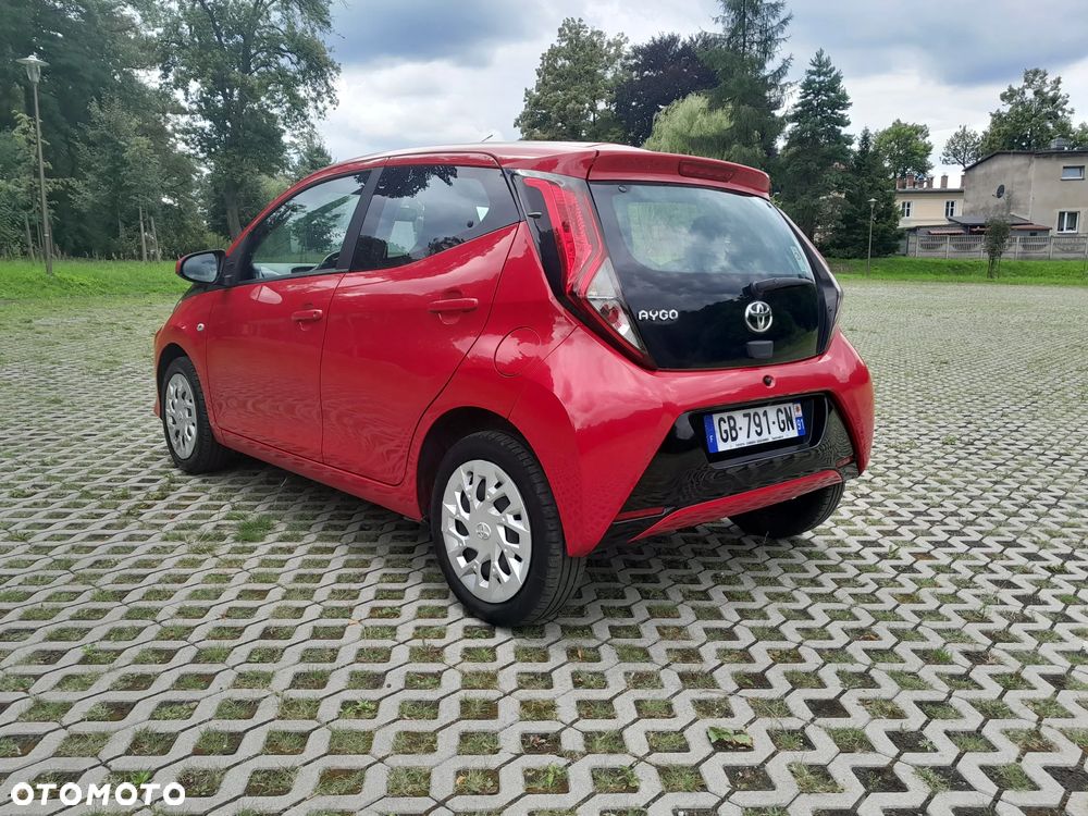 Toyota Aygo 1.0 VVT-i Color Edition - 10