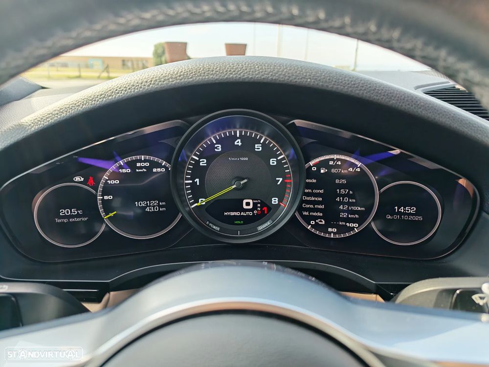 Porsche Cayenne Coupé E-Hybrid - 10