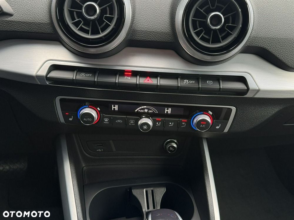 Audi Q2 40 TFSI Quattro S tronic advanced - 22