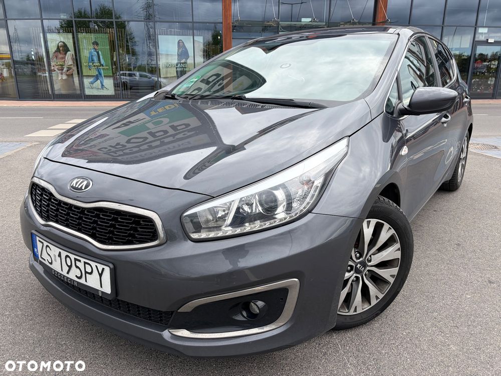 Kia Ceed - 1