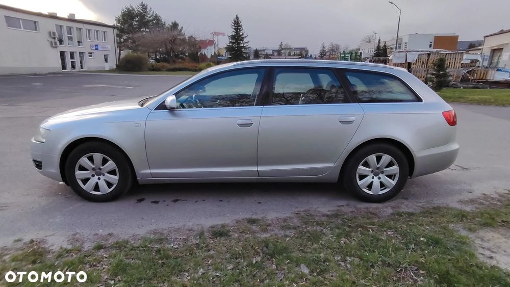 Audi A6 Avant 2.4 - 4