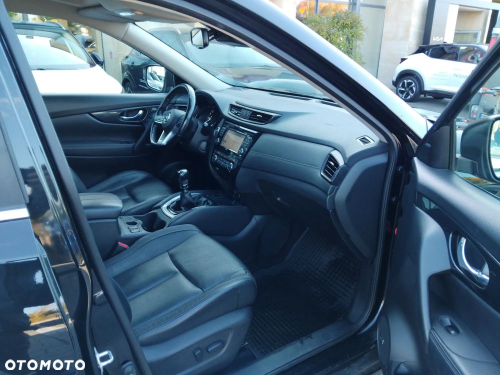 Nissan X-Trail 1.6 DIG-T Tekna 2WD - 26