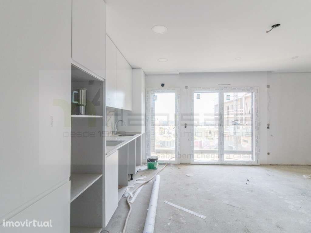 Apartamento T3 com varanda e barbecue | Paradela, Santo António dos... - Grande imagem: 3/16