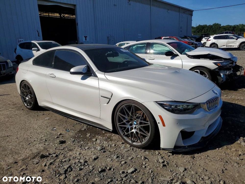 BMW M4 - 5