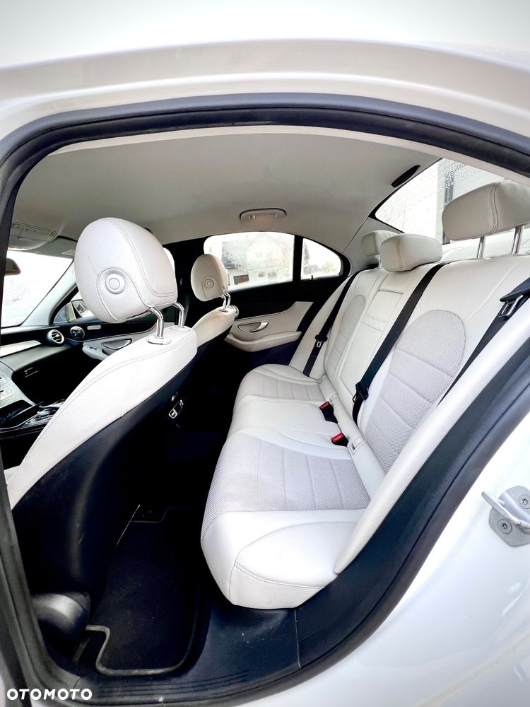 Mercedes-Benz Klasa C 220 (BlueTEC) d 7G-TRONIC - 11