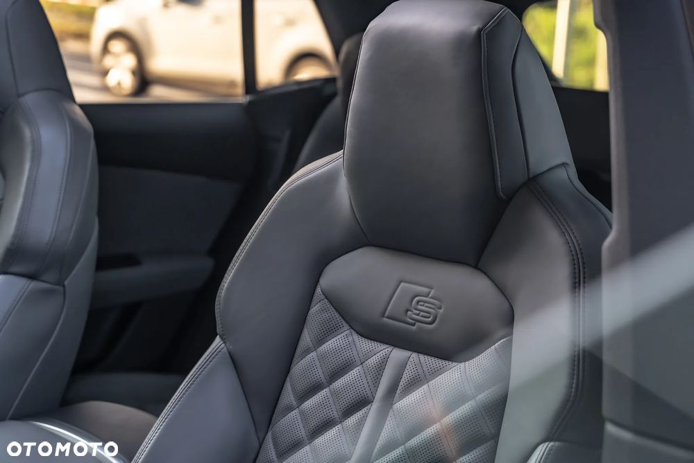 Audi SQ8 TFSI quattro tiptronic - 31