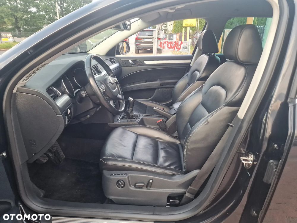 Skoda Superb 2.0 TDI Elegance - 12