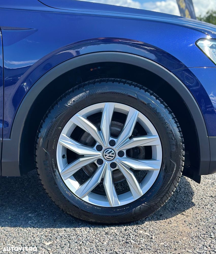 Volkswagen Tiguan 2.0 TDI SCR 4MOTION (BlueMotion Techn.) DSG Highline - 12