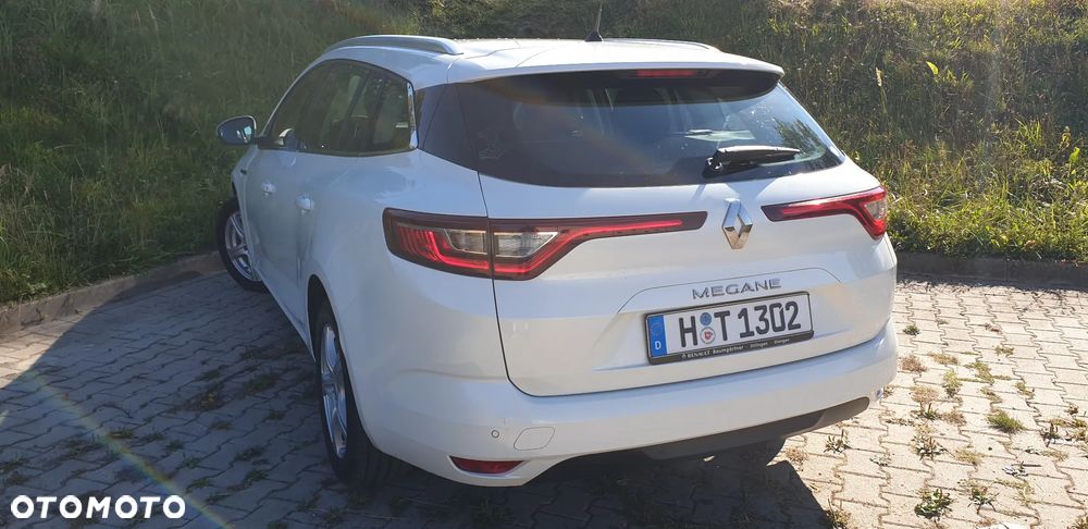 Renault Megane ENERGY TCe 130 BUSINESS - 16