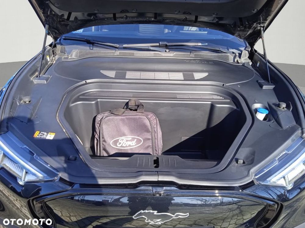 Ford Mustang Mach-E 98kWh AWD - 39