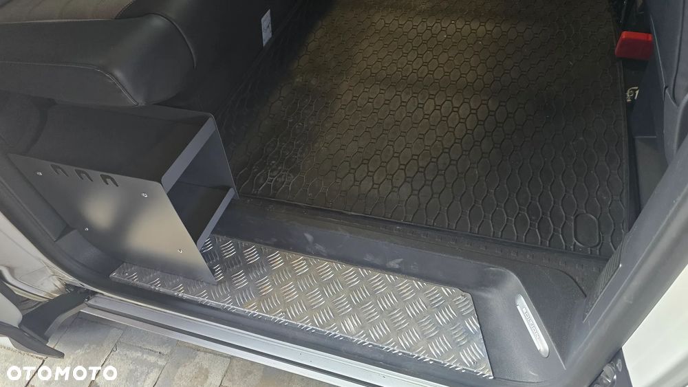 Volkswagen California - 16