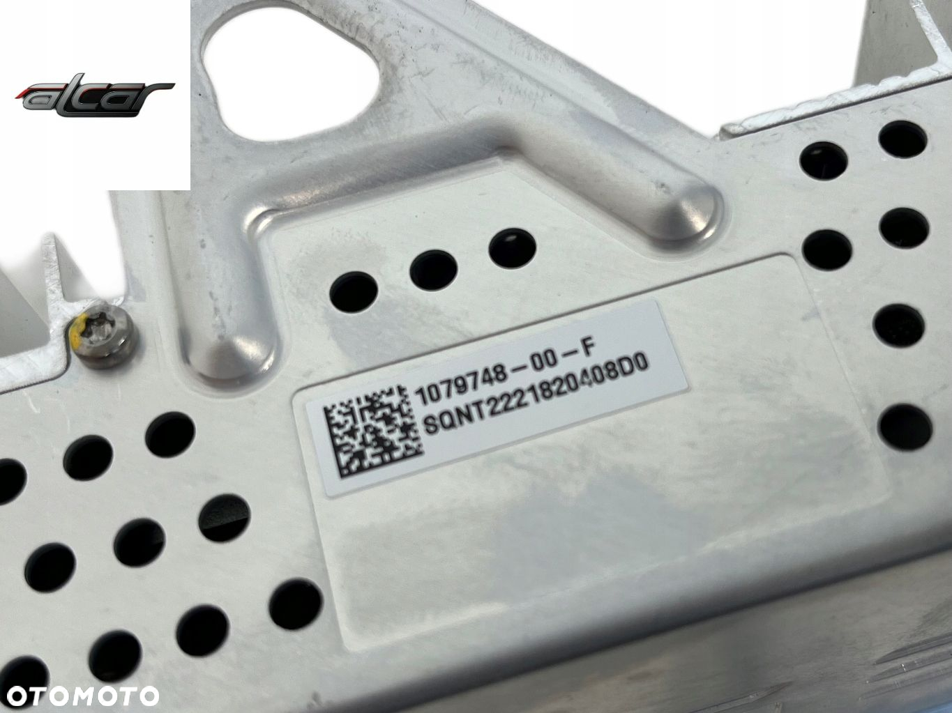WZMACNIACZ GŁOŚNIKÓW TESLA 3 1079748-00-F - 3