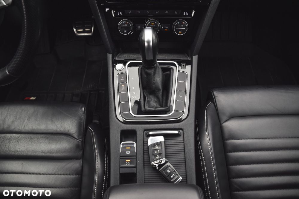 Volkswagen Passat Alltrack 2.0 TDI SCR 4Mot DSG - 22