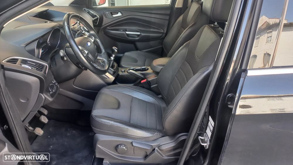 Ford Kuga 2.0 TDCi Titanium - 3