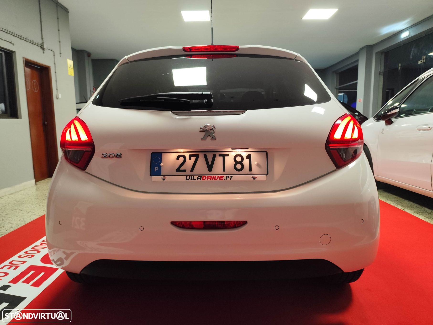 Peugeot 208 1.5 BlueHDi Signature - 3