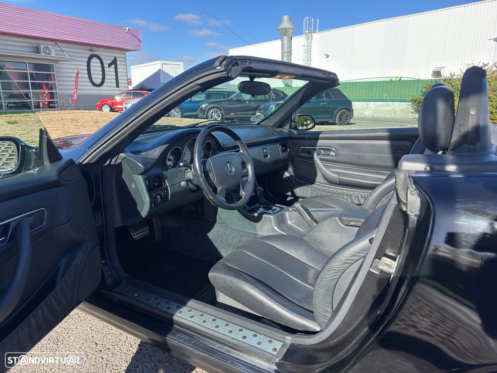 Mercedes-Benz SLK 200 - 11