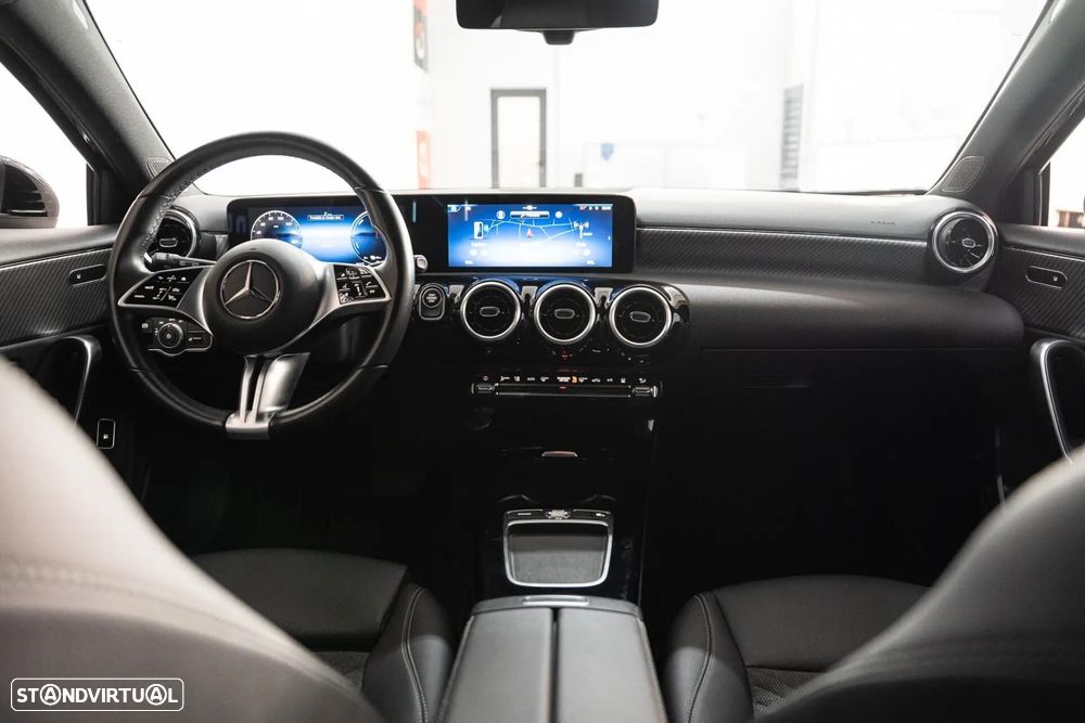 Mercedes-Benz A 250 e - 14