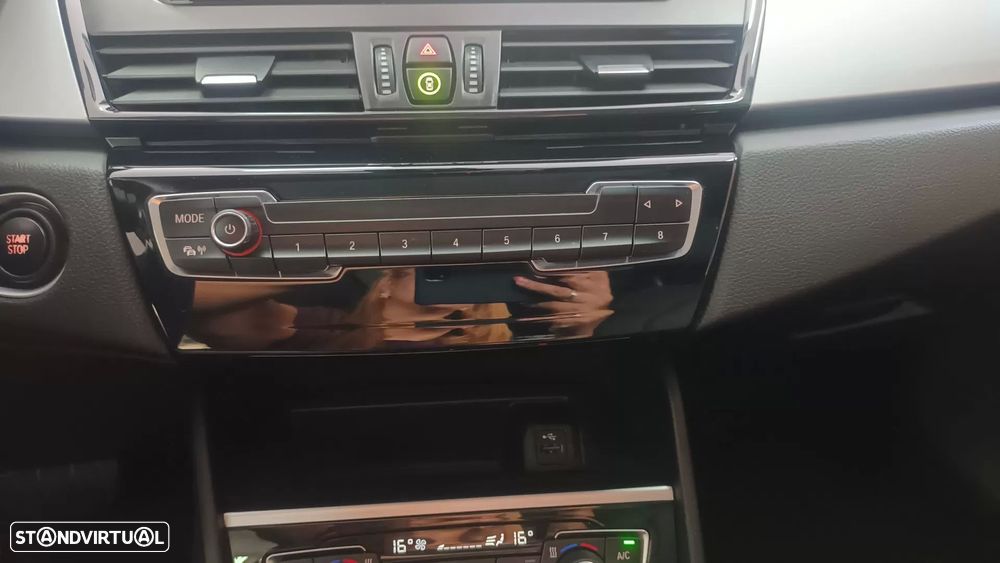 BMW 225xe Active Tourer Line Sport - 48