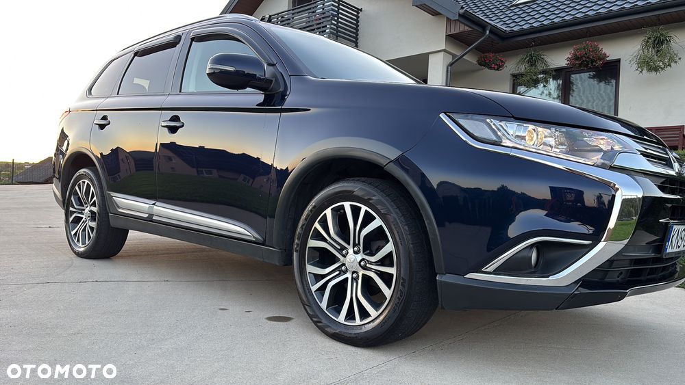 Mitsubishi Outlander - 9