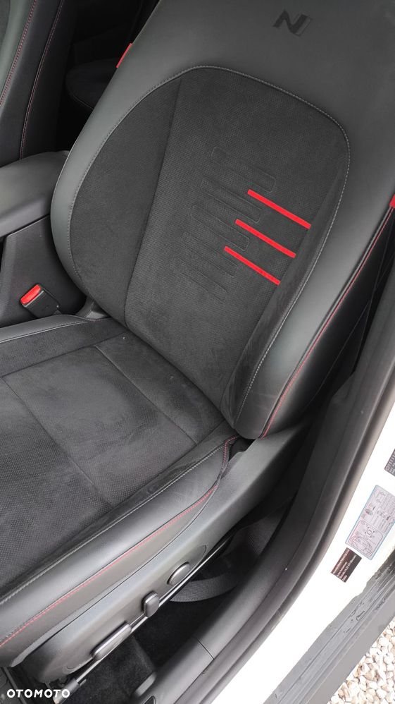 Hyundai Kona 1.6 T-GDI N-Line DCT - 19
