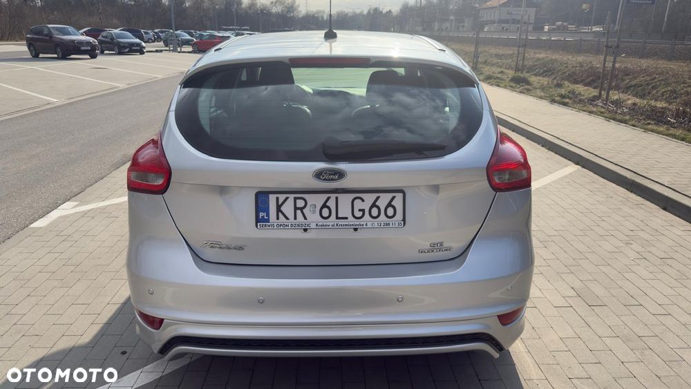 Ford Focus - 6