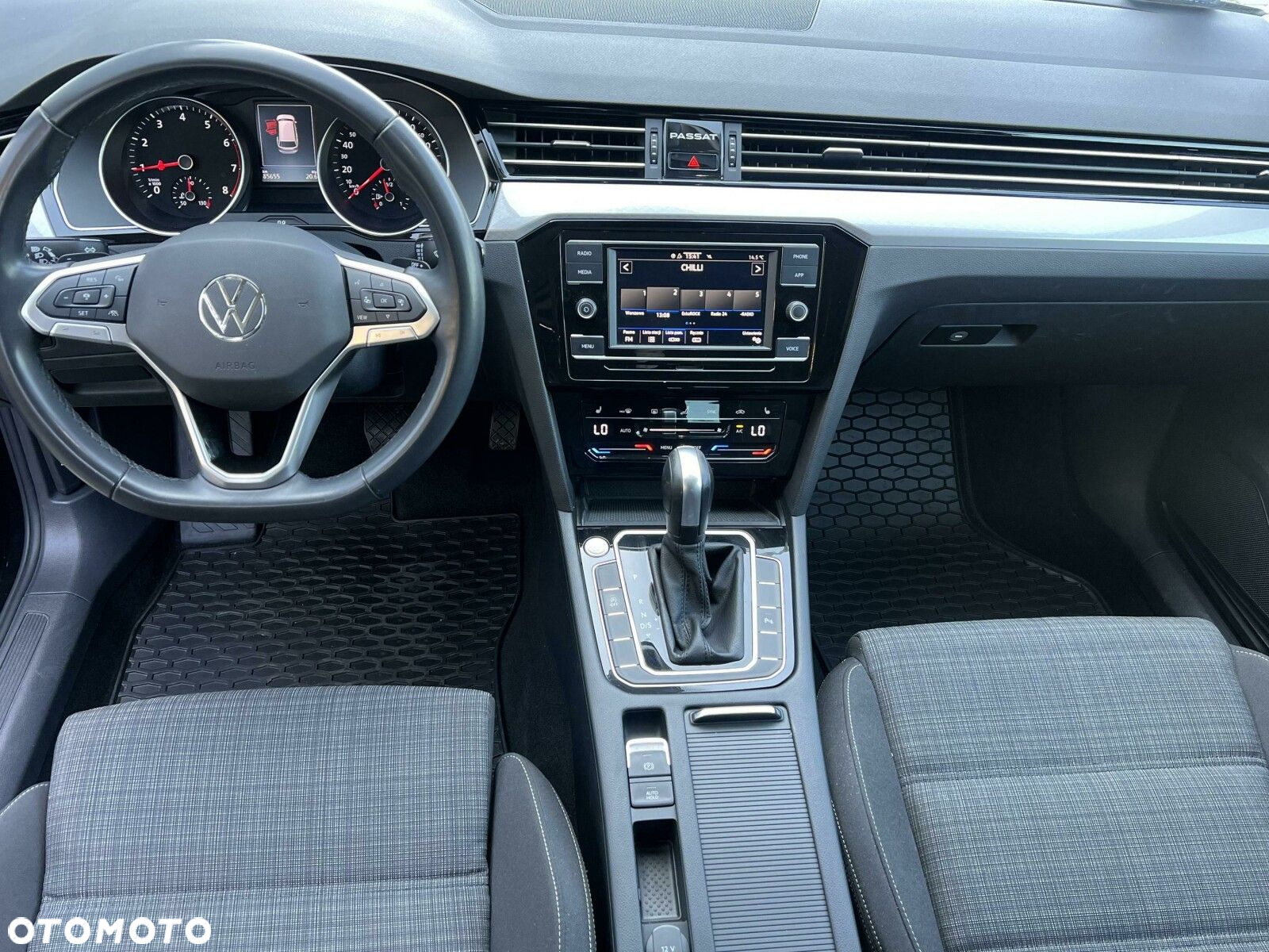 Volkswagen Passat - 9
