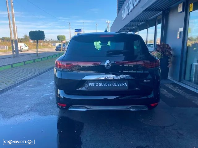 Renault Mégane Sport Tourer 1.6 E-Tech Plug-In Hybrid R.S. Line - 8