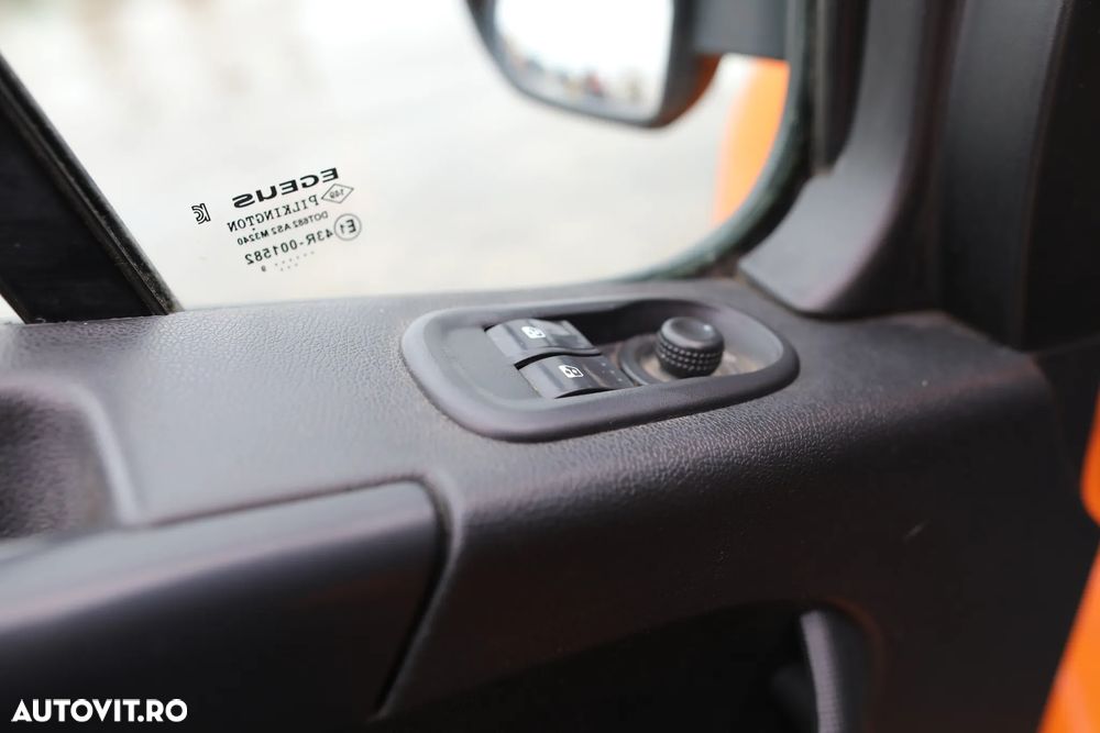 Renault Master III - 14