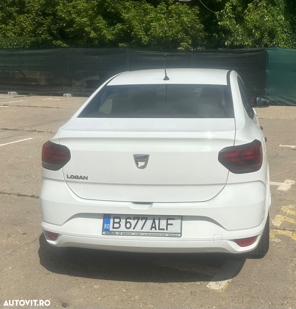 Dacia Logan TCe 90 Essential - 6
