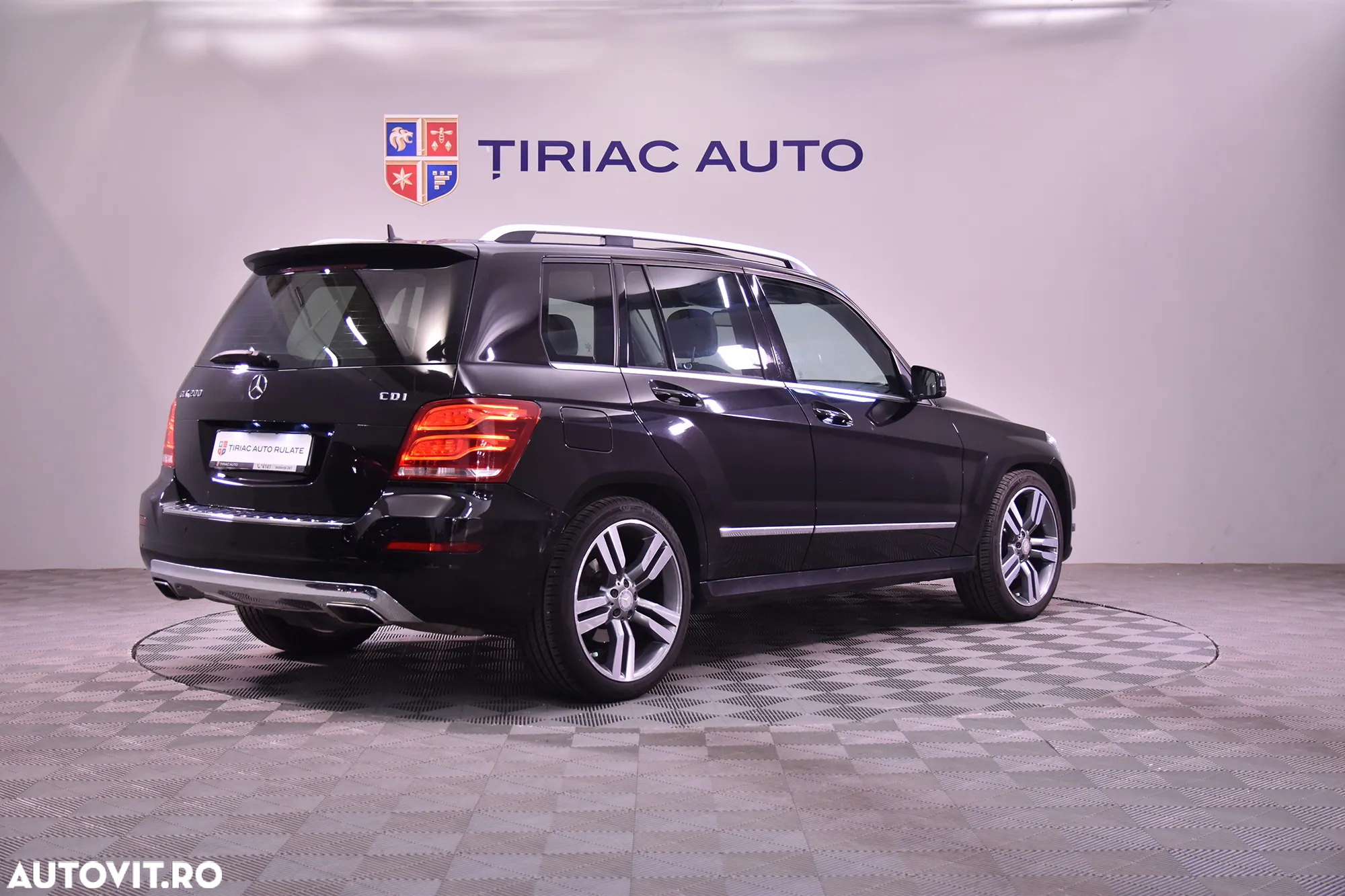 Mercedes-Benz GLK - 5