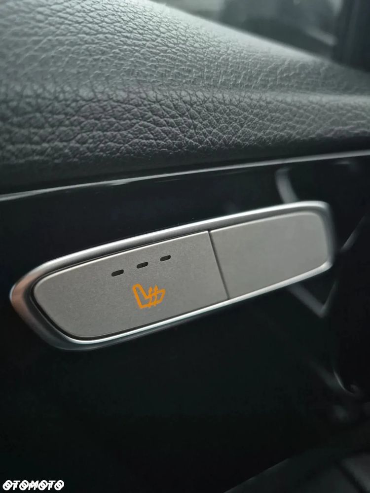 Mercedes-Benz Klasa C 180 d 9G-TRONIC - 21