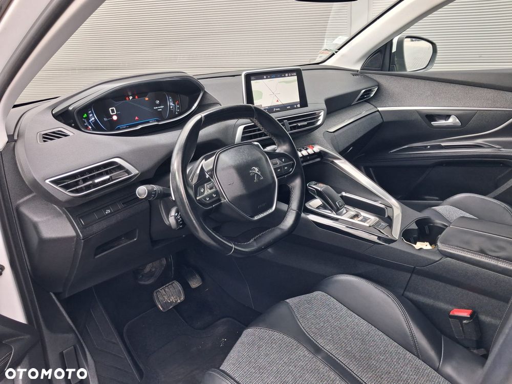 Peugeot 5008 PureTech 130 EAT8 Stop & Start Allure Business-Paket - 12